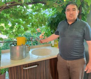 İncirliova'da su kesintisi muhtarı isyan ettirdi İncirliova'da su kesintisi muhtarı isyan ettirdi