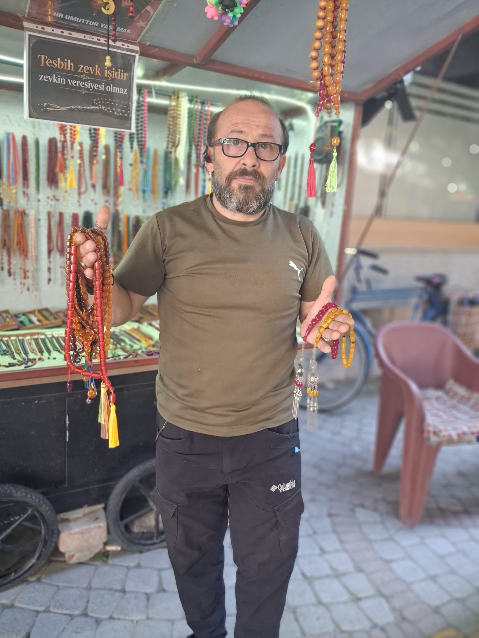 Incirliova’da tespih tutkusu ekmek kapisina donustu Incirliova’da tespih tutkusu ekmek kapisina donustu