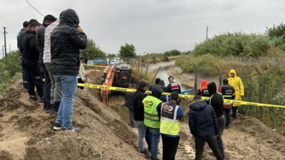 Aydın’ın İncirliova ilçesinde kanal çalışması sırasında meydana gelen göçük can