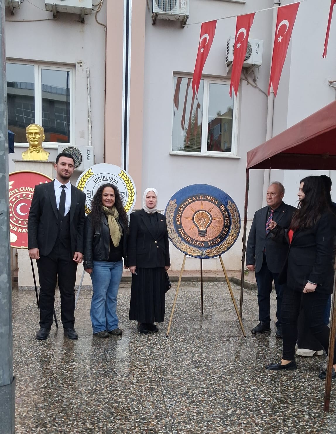 Incirliova’da yagmura ragmen Cumhuriyet coskusu (2) Incirliova’da yagmura ragmen Cumhuriyet coskusu (2)