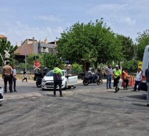 İncirliova’da yine Karabağ kavşağı, yine kaza (2)