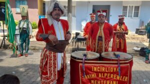 Aydın’ın İncirliova ilçesinde 33 yıl önce kurulan İncirliova Tarihi Mehteran
