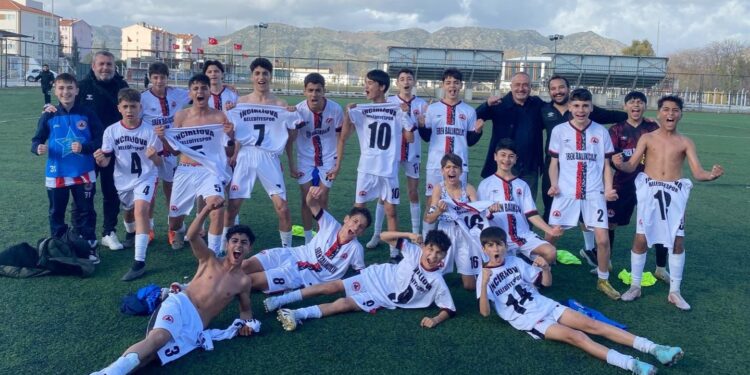 İncirliova’nın gençleri zirveye yerleşti