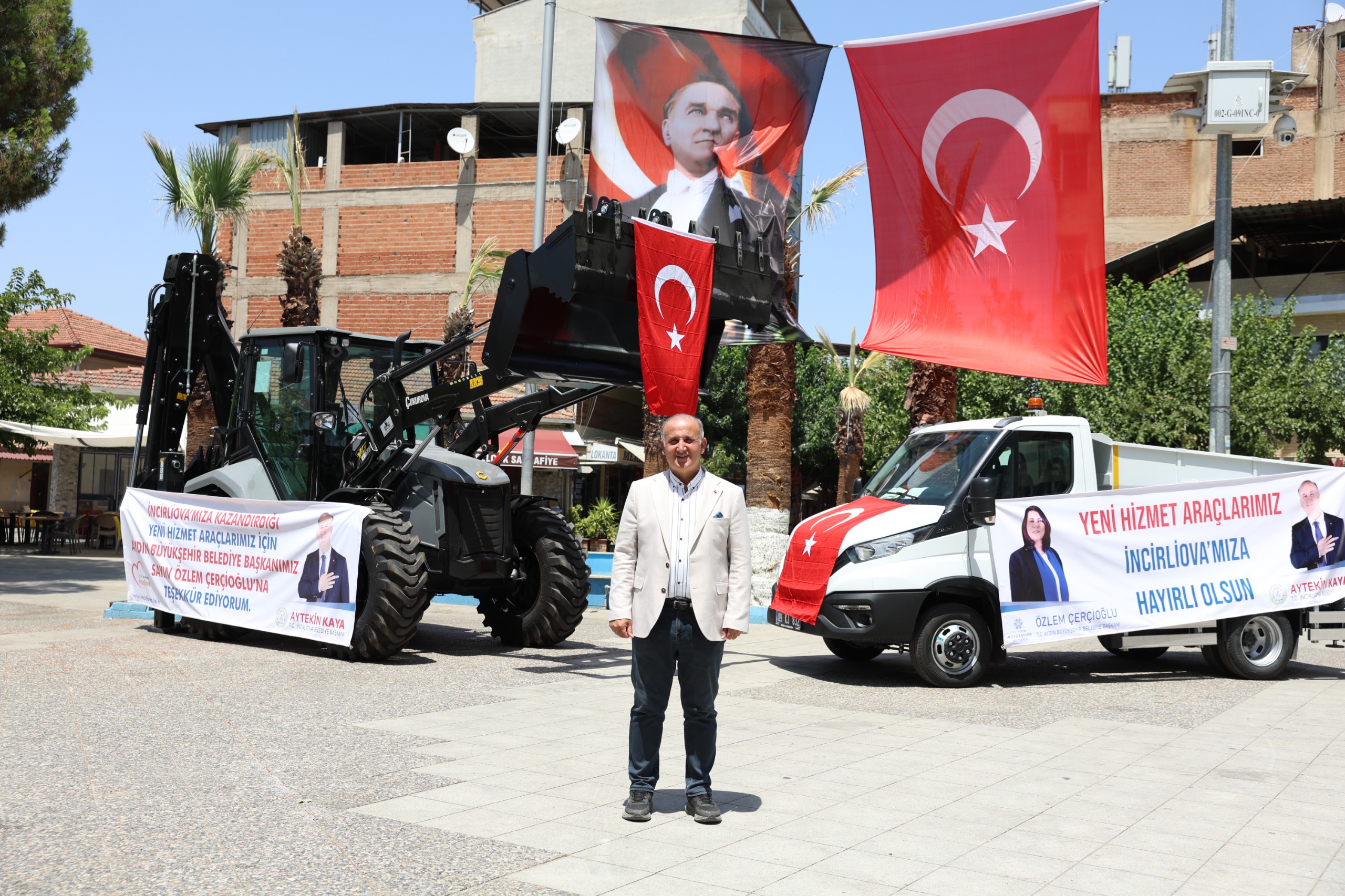 İncirliova Belediye Başkanı Aytekin Kaya, Aydın Büyükşehir Belediye Başkanı Özlem