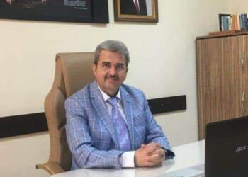 İncirliova’nın ilginç müdürü 5 müdür değişti, o hâlâ görevde