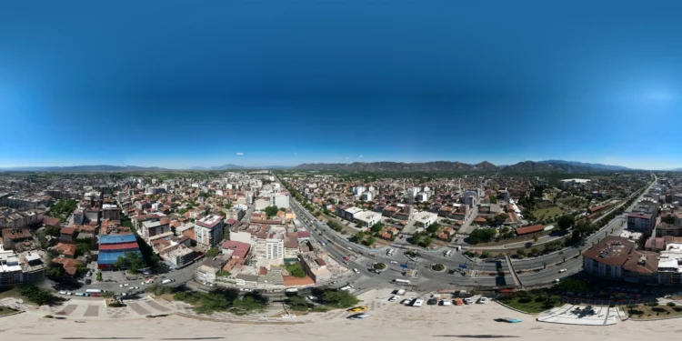 İncirliova’nın nüfusu 20 yılda yüzde 40 arttı