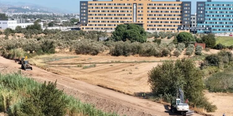 İncirliova’yı Şehir Hastanesine bağlayacak yol yapımı başladı (2)