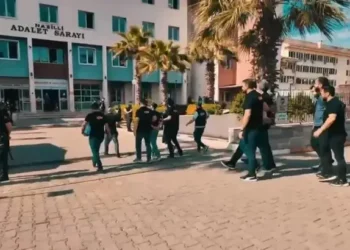 İş yeri ve evleri kurşunlayan çeteye operasyon 7 tutuklama