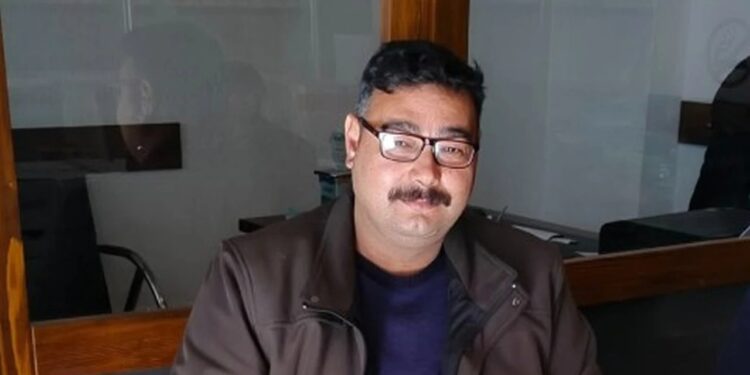İstifa ettiği koltuğa geri döndü, rakiplerini ezdi geçti