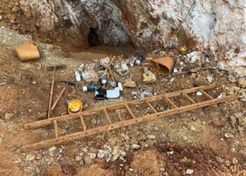 Didim’de kaçak kazı operasyonu: 10 gözaltı