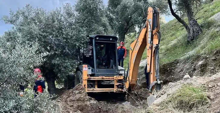 Kaçak kazı sırasında toprağın altında kaldı