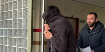 Kar maskeli silahlı saldırgan tutuklandı