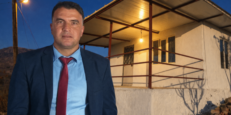 Karagözler’de 14 ev elektriğe kavuşuyor