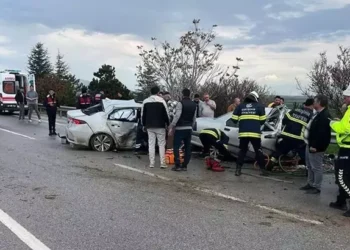 Katliam gibi kazada 4 kişi feci şekilde can verdi