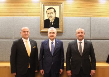 Kaya Ankara’dan yeni okul binası ve yeni elektrik direği müjdesiyle döndü (1)