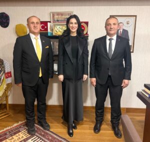 Kaya Ankara’dan yeni okul binası ve yeni elektrik direği müjdesiyle döndü (2)