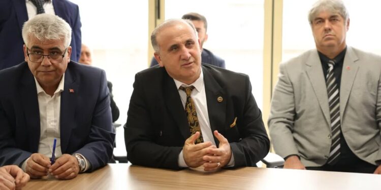 Kaya Hizmeti durdurmak Aydın’a ihanettir