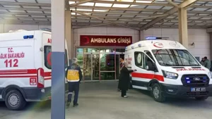 Aydın‘ın Nazilli ilçesinde İsmail E. (25), tartıştığı kız arkadaşı Mizgin