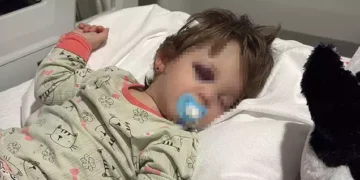 Komşu kavgasında 14 aylık bebek hastanelik oldu (2)