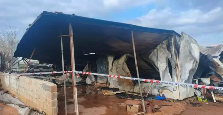 Konteynerde yangın; 5'i çocuk 6 ölü