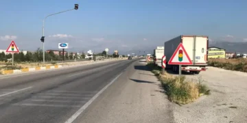 Kurşunlayıp yol kenarına bıraktılar