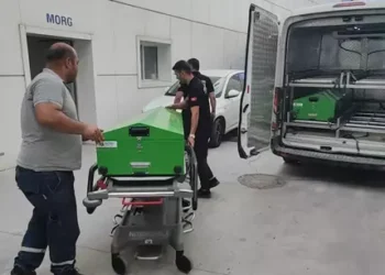 Kuşadası sahilinde erkek cesedi bulundu
