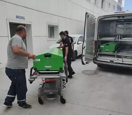 Kuşadası sahilinde erkek cesedi bulundu