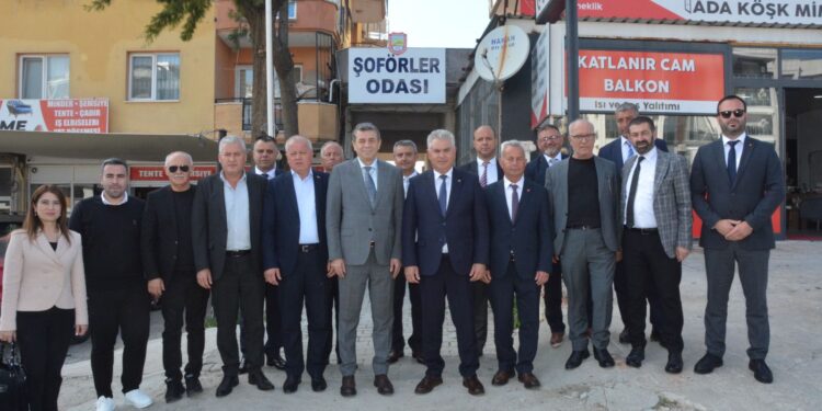 Kuşadası’nda Künkcü rüzgarı Destek çığ gibi büyüyor (2)