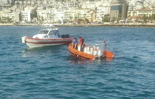 Kuşadası'nda, denizde erkek cesedi bulundu