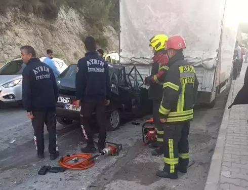 Kuşadası’nda feci kaza 1 ölü, 4 yaralı