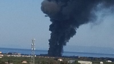Aydın’ın Kuşadası ilçesinde, Davutlar Mahallesi Cengiz Topel Caddesi üzerinde kurulan