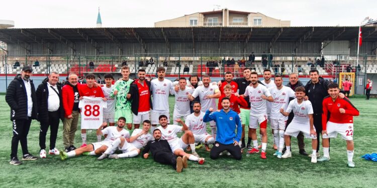 Laleler gol yağmurunu sürdürüyor 6 2