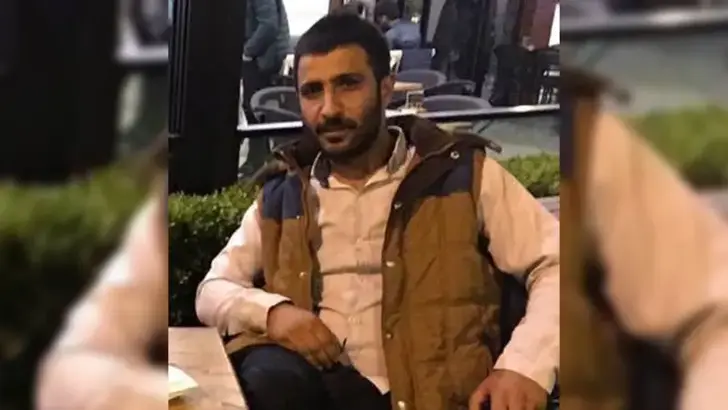 Lastik fabrikasında makineye sıkışan işçi öldü Sakarya'nın Arifiye ilçesindeki çalıştığı lastik fabrikasında başı makineye sıkışan Erkan