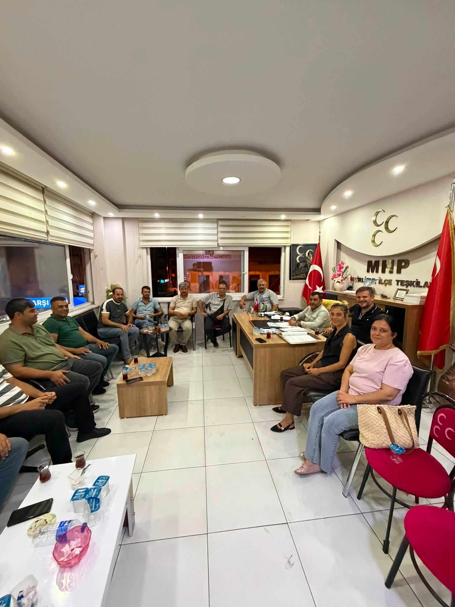 MHP Incirliova Ilce Baskani Ozdemir ilk toplantisini yapti (2) MHP Incirliova Ilce Baskani Ozdemir ilk toplantisini yapti (2)
