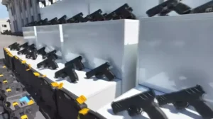 Minibüsten cephanelik çıktı 60 tabanca ele geçirildi (1)