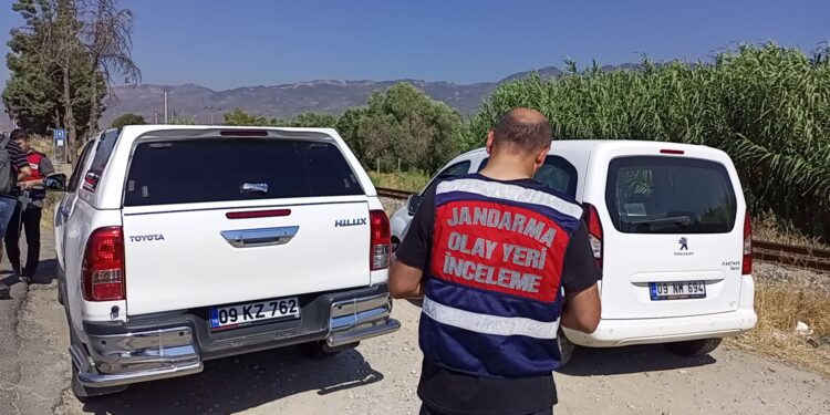 Minibüsün çarptığı yaşlı adam hastanede hayatını kaybetti