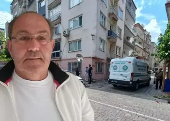 Modacı evinde ölü bulundu