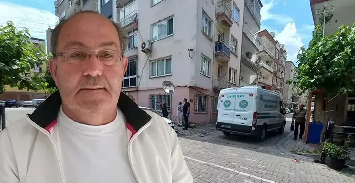 Modacı evinde ölü bulundu