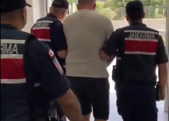 Motosiklete çarpıp kaçtı, İncirliova jandarmasından kaçamadı (1)