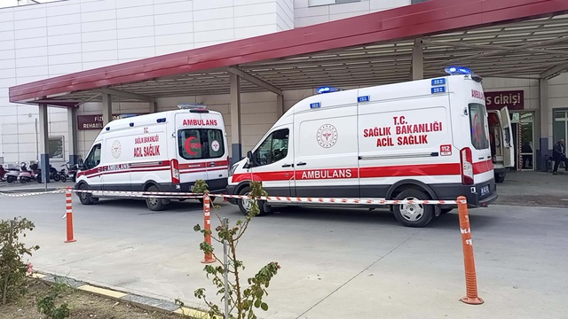 Nazilli’de eski sevgilisini basindan vurdu (2) Nazilli’de eski sevgilisini basindan vurdu (2)