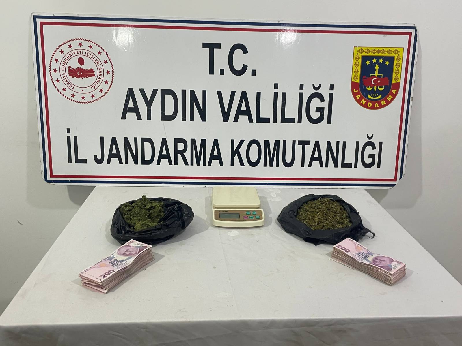 Nazilli’de operasyon 241 gram esrar ele gecirildi