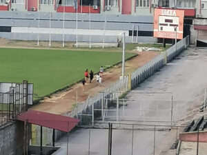 Nazilli’de yıkım kararı çıkan spor tesislerinde antrenman skandalı Nazilli’de yıkım kararı çıkan spor tesislerinde antrenman skandalı