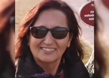 Öğretmenler gününde kazada hayatını kaybetti