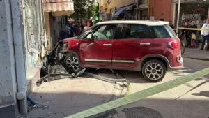 Otomobil ile duvar arasında sıkışan Gökçe öldü