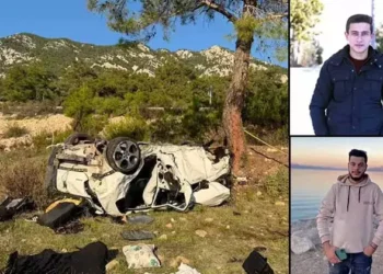 Otomobil şarampole uçtuğu kazada 2 kişi öldü