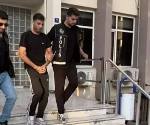 Otomobilde uyuşturucu ile yakalanan 2 şüpheli tutuklandı