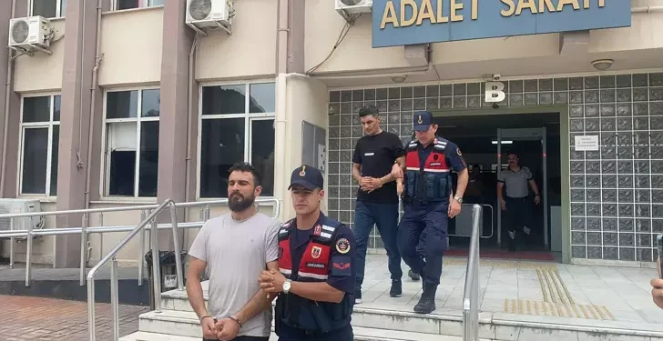 Otomobile silahlı saldırı düzenleyen 4 şüpheli tutuklandı