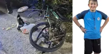 Otomobilin çarptığı bisikletli Ahmet öldü