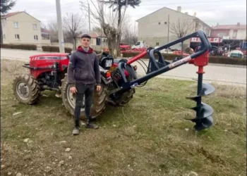 Otomobille çarpışan traktörün sürücüsü öldü