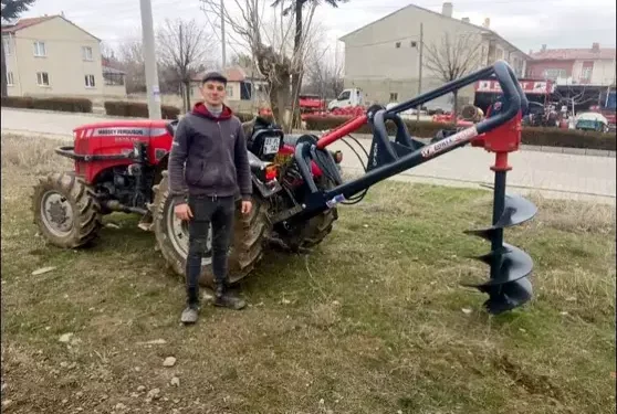 Otomobille çarpışan traktörün sürücüsü öldü